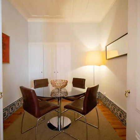 Guestready - Modern Flat W/ Juliet Balcony Appartement Lisboa