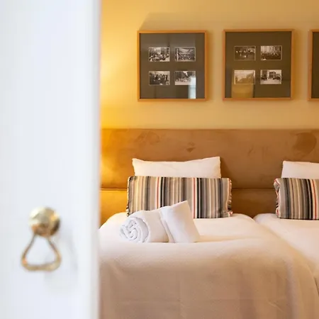 Guestready - Modern Flat W/ Juliet Balcony