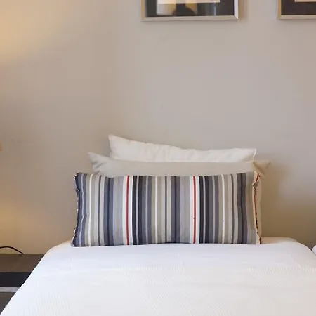 Guestready - Modern Flat W/ Juliet Balcony * Lisboa