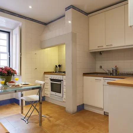 Guestready - Modern Flat W/ Juliet Balcony *