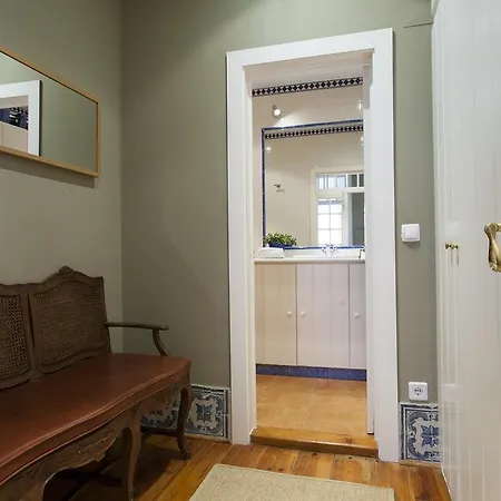 Guestready - Modern Flat W/ Juliet Balcony Appartement *