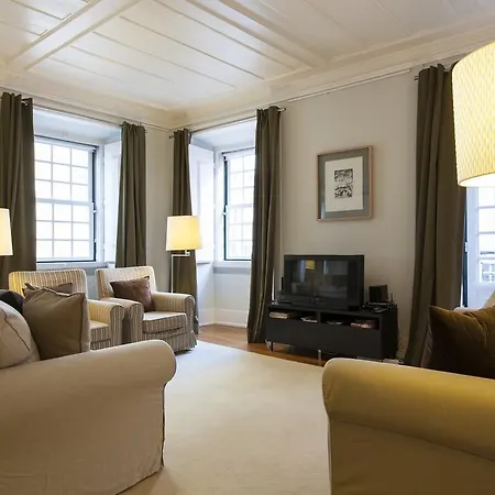 Guestready - Modern Flat W/ Juliet Balcony * Lisboa